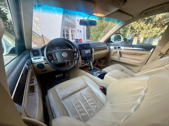 Volkswagen Touareg 2008, 221,014 km - 4.2 l - Bakı