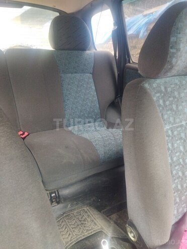 Chevrolet Niva 2004, 360,550 km - 1.7 l - Quba