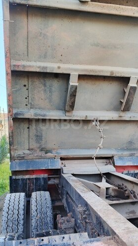 KamAz 55111 1989, 350,000 km - 11.0 l - Samux