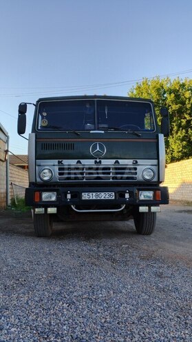 KamAz 55111 1989, 350,000 km - 11.0 l - Samux