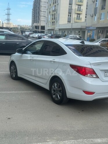 Hyundai Accent 2018, 111,200 km - 1.4 л - Bakı