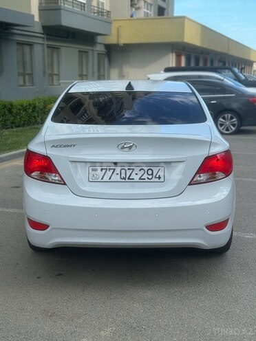Hyundai Accent 2018, 111,200 km - 1.4 л - Bakı