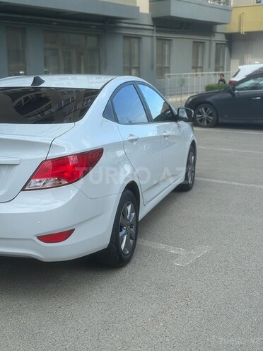 Hyundai Accent 2018, 111,200 km - 1.4 л - Bakı