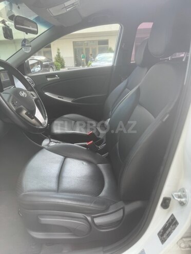 Hyundai Accent 2018, 111,200 km - 1.4 л - Bakı