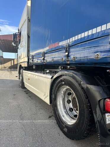 DAF 105 XF-8