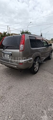 Nissan X-Trail 2001, 315,000 km - 2.0 l - Bakı