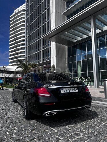 Mercedes E 220 d 2017, 185,000 km - 2.0 l - Bakı