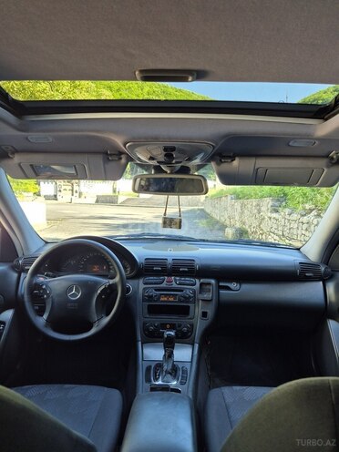 Mercedes C 240 2001, 263,548 km - 2.6 l - Şəki