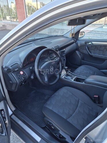 Mercedes C 240 2001, 263,548 km - 2.6 l - Şəki