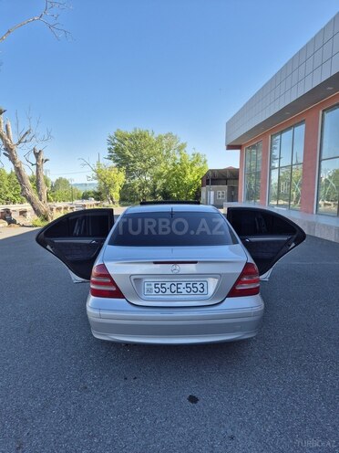 Mercedes C 240 2001, 263,548 km - 2.6 l - Şəki