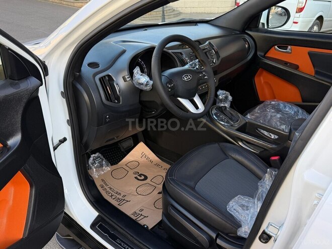 Kia Sportage 2012, 136,000 km - 2.0 l - Gəncə