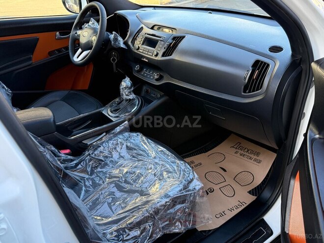 Kia Sportage 2012, 136,000 km - 2.0 l - Gəncə