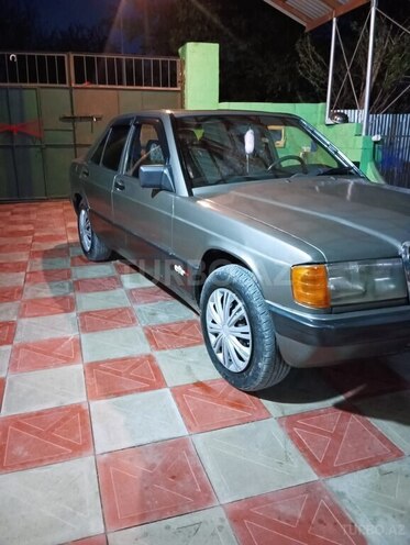 Mercedes 190 1988, 150,000 km - 2.0 l - Bərdə