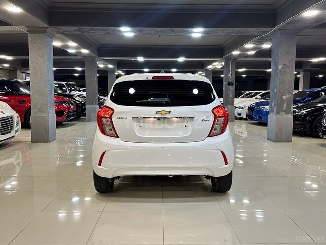 Chevrolet Spark 2016, 75,000 km - 1.0 л - Bakı