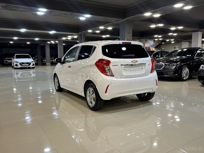 Chevrolet Spark 2016, 75,000 km - 1.0 л - Bakı