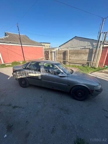 Opel Vectra 1997, 325,488 km - 1.6 л - Bakı
