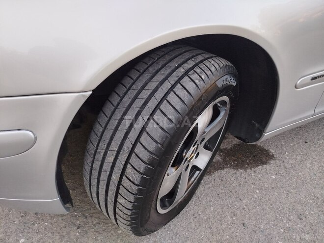 Mercedes C 200 2000, 252,483 km - 2.0 l - Qazax