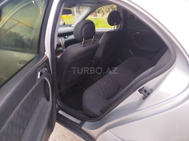 Mercedes C 200 2000, 252,483 km - 2.0 l - Qazax