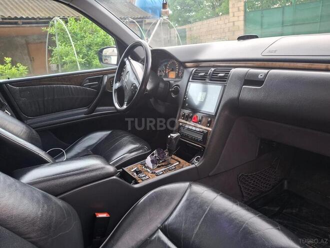 Mercedes E 320 2001, 225,000 km - 3.2 l - Ağdam