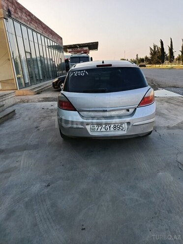 Opel Astra 2007, 200,000 km - 1.4 l - Biləsuvar