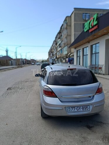 Opel Astra 2007, 200,000 km - 1.4 l - Biləsuvar