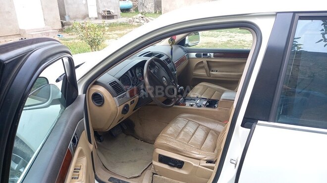 Volkswagen Touareg 2005, 170,000 km - 3.2 л - Bakı