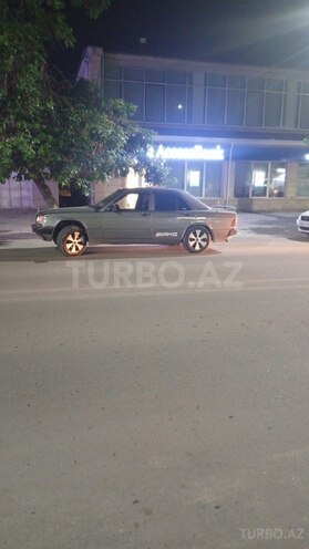 Mercedes 190 1991, 215,454 km - 2.0 л - Sabirabad