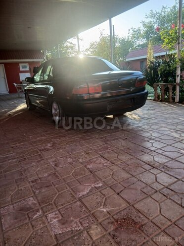 Opel Omega 1998, 236,410 km - 2.0 l - Beyləqan