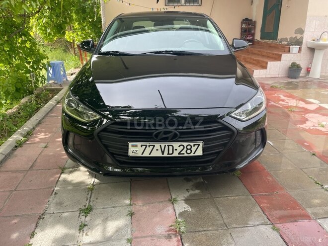 Hyundai Elantra 2018, 131,000 km - 2.0 l - Bakı