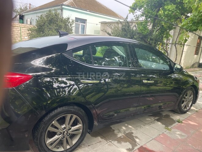 Hyundai Elantra 2018, 131,000 km - 2.0 l - Bakı