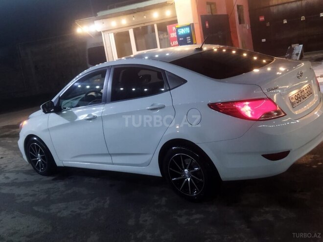 Hyundai Accent 2015, 206,000 km - 1.6 l - Bakı