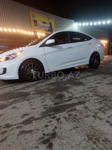 Hyundai Accent 2015, 206,000 km - 1.6 l - Bakı