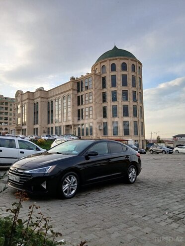 Hyundai Elantra 2019, 80,000 km - 2.0 л - Bakı