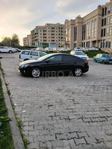 Hyundai Elantra 2019, 80,000 km - 2.0 л - Bakı