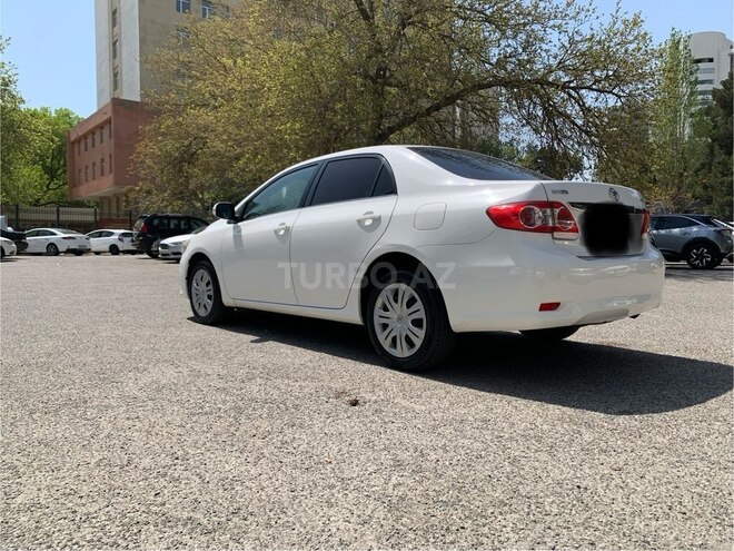 Toyota Corolla 2013, 257,000 km - 1.6 l - Bakı