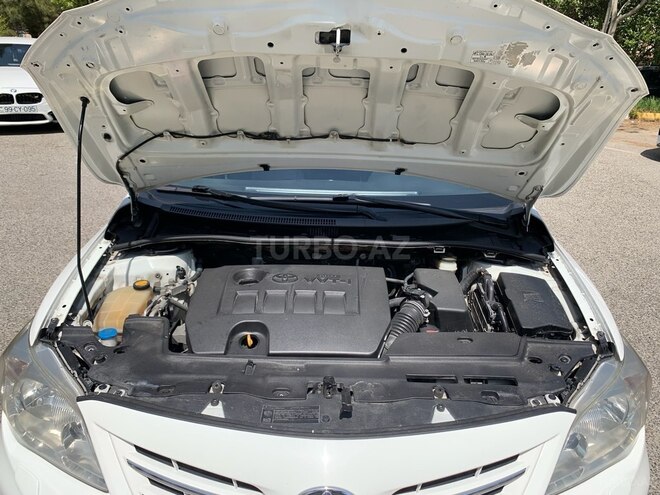 Toyota Corolla 2013, 257,000 km - 1.6 l - Bakı