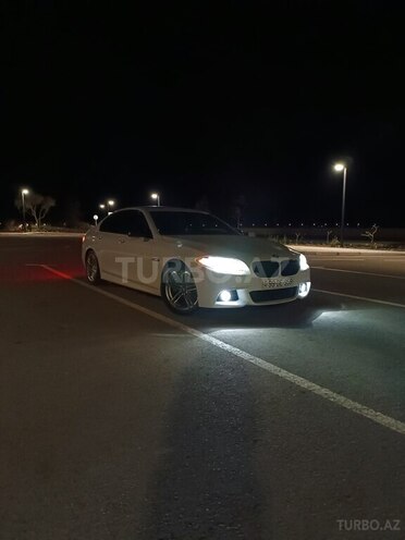 BMW 525 2015, 170,000 km - 3.0 л - Bakı