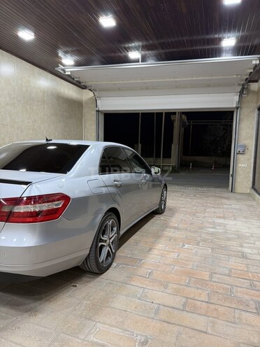 Mercedes E 220 d 2009, 389,598 km - 2.1 l - Bakı
