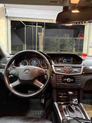 Mercedes E 220 d 2009, 389,598 km - 2.1 l - Bakı