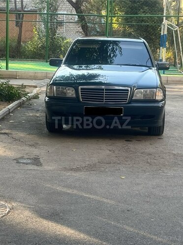 Mercedes C 180 2000, 246,500 km - 2.0 l - Mingəçevir