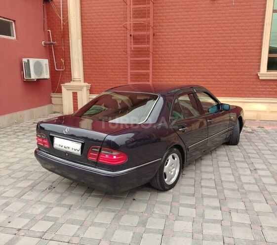 Mercedes E 240 1998, 506,000 km - 2.4 l - Bakı
