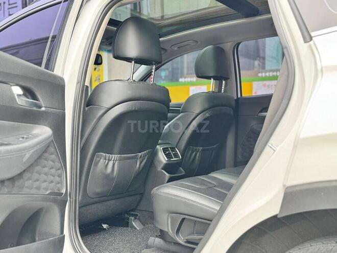 Hyundai Santa Fe-16
