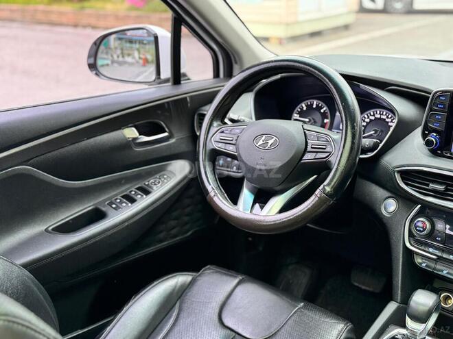 Hyundai Santa Fe-11