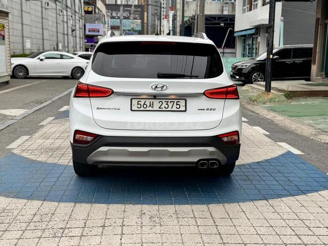 Hyundai Santa Fe-5