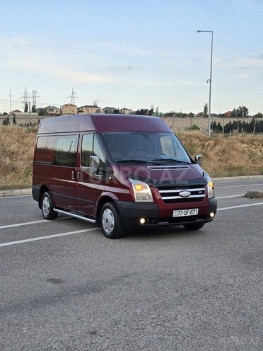 Ford Transit-2
