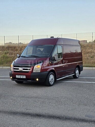 Ford Transit-3