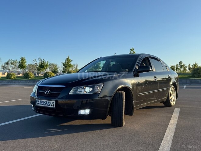 Hyundai Sonata-2