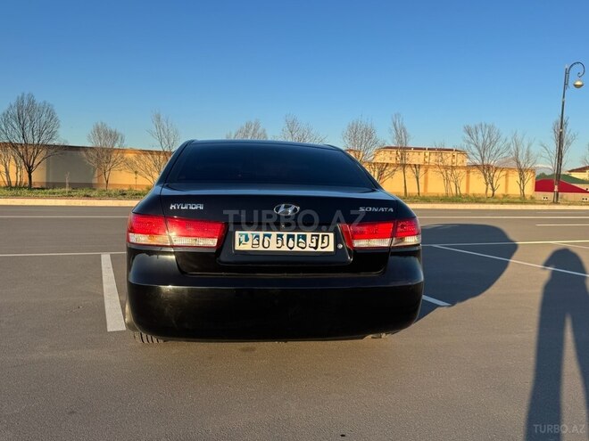 Hyundai Sonata-5