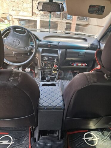 Opel Astra 1994, 394,000 km - 1.6 l - Bakı