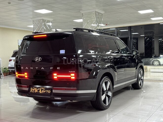 Hyundai Santa Fe-11